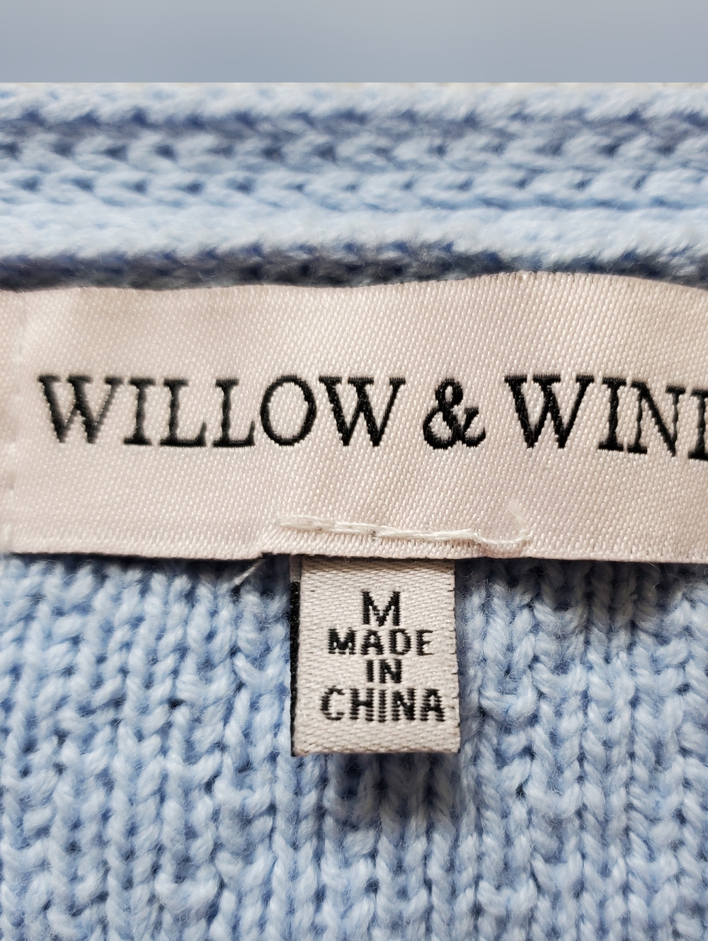 Willow & Wind Pastel Blue Daisy-Embroidered V-Neck Cardigan.  Size Medium - Picture 7 of 8